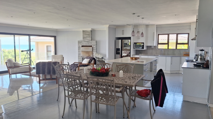 4 Bedroom Property for Sale in Gonubie Eastern Cape